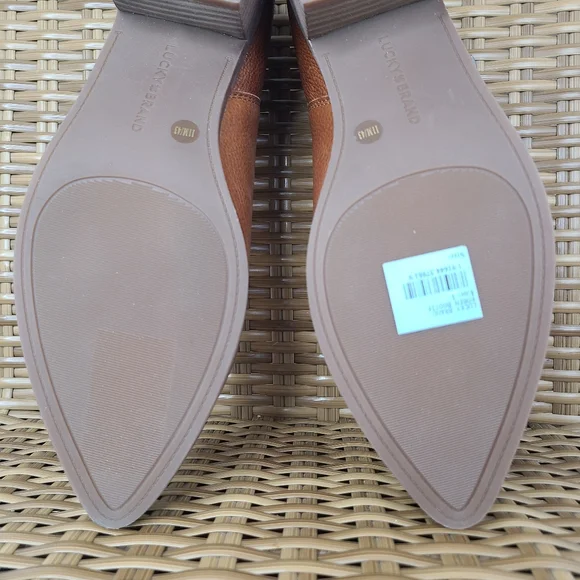 Lucky Brand Shoes Koben Booties Leather Stacked Heels Pointed Brown Size 11 - Picture 14 of 16